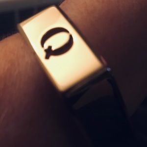 Gold colored “Letter Q” Bracelet